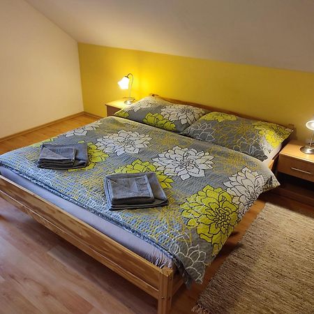Apartmany Zachar Bešeňová Extérieur photo